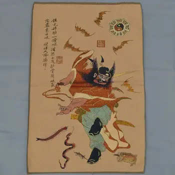

Portrait of an old classic silk brocade painting, exquisite embroidery painting