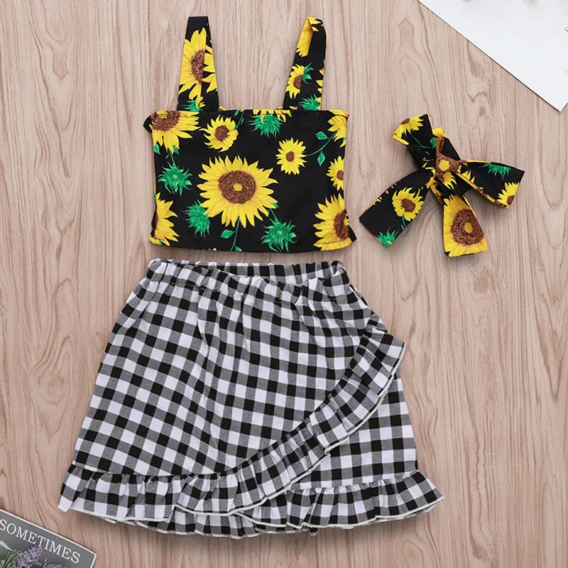

Toddler Infant Baby Girls Lace Flare Sleeve Tops Stripe Shorts Pants Clothes Set Product Description: Fashion design,100% Br