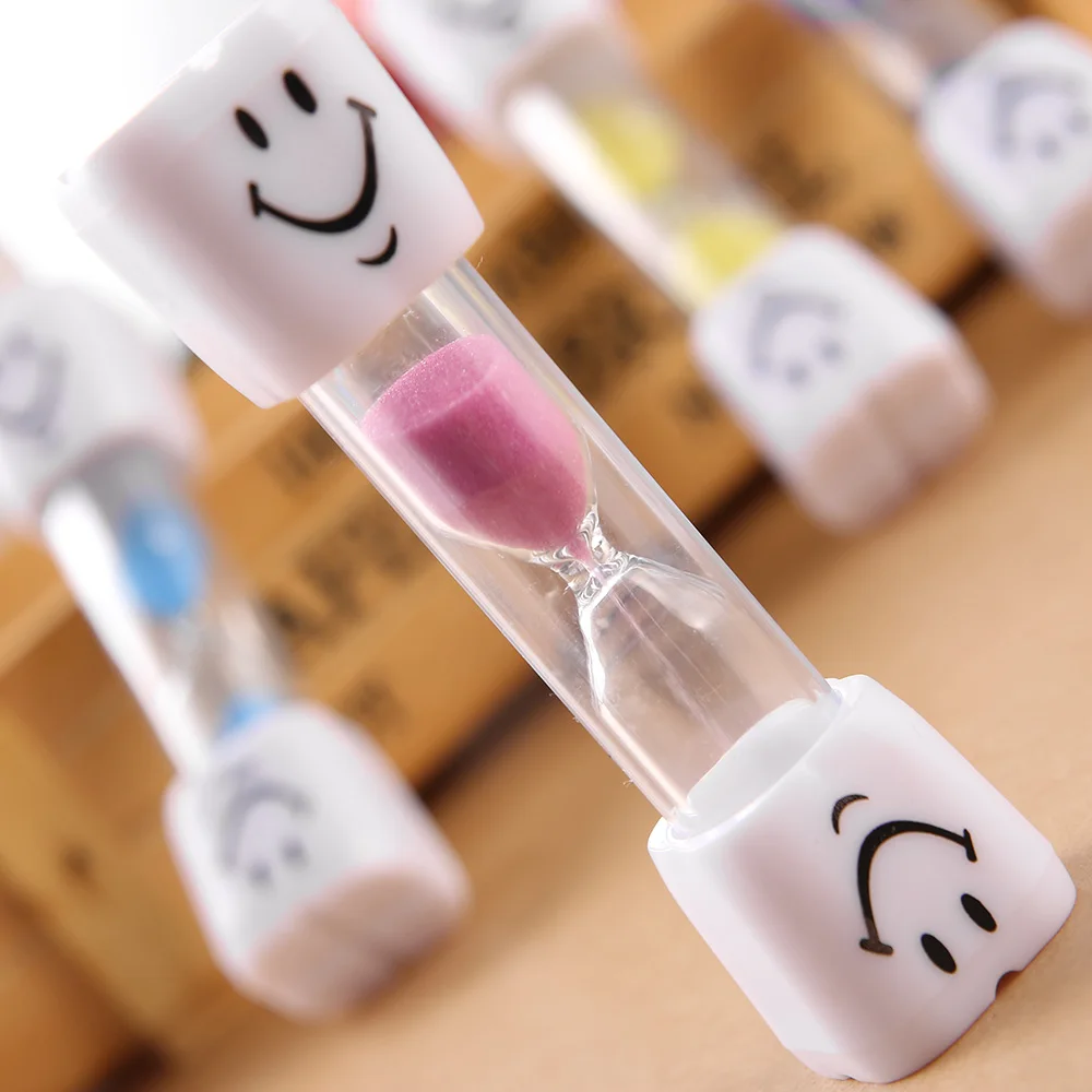 

1PC Cute Smile Face Pattern Hourglass Children Toothbrush Timer 3-Minute Smile Sandglass Tooth Brushing Hourglass