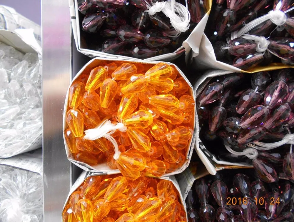 

Chinese Top Quality Faceted 8x11mm Teardrop Crystal Glass Quartz Drop Beads for Jewelry Making