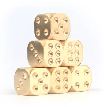 

Metal Dice Solid Color Club Bar Drink Play Game Tools Brass Dice Pure Copper Metal Solid Dice Hand Polished Bar Supplies Ideas