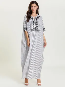 

2019 Women Muslim Abaya Dress O Neck Half Batwing Sleeve Plus Size Striped Embroidery Flower Dress Ramadan Islamic Clothing