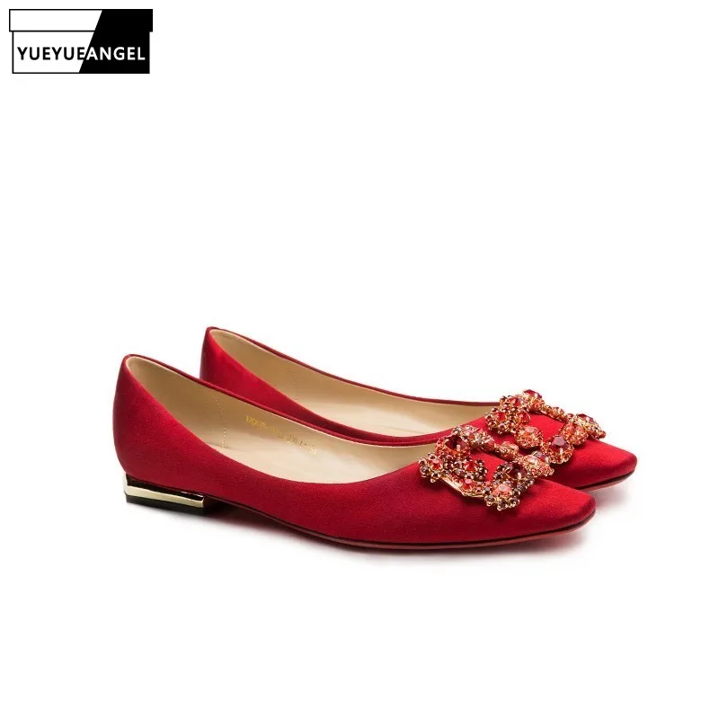 red flats size 10