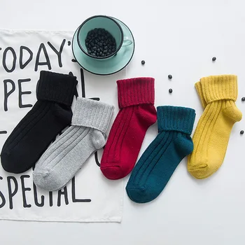 

Autumn and winter new women fashion cotton socks Solid color knitted socks