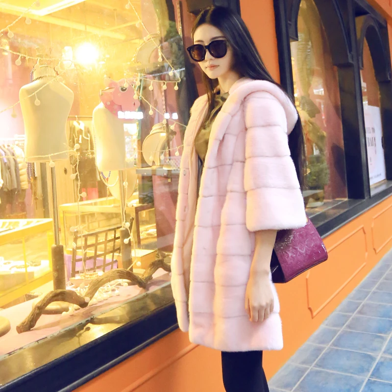 Résultat de recherche d'images pour "Des manteaux de velours"