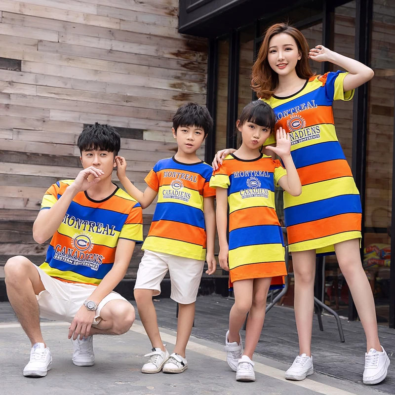 

2019 Family Clothing Mother Daughter Beach Striped Dress Father Son T shirt +pants Couple OutfLook Matching Couple Outfits