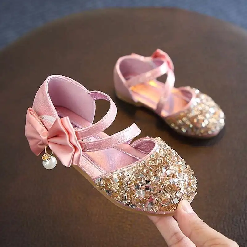 Детская обувь для девочек; вечерние туфли принцессы на плоской подошве с бантом; детские летние сандалии для девочек; мягкие туфли со стразами и подвеской
