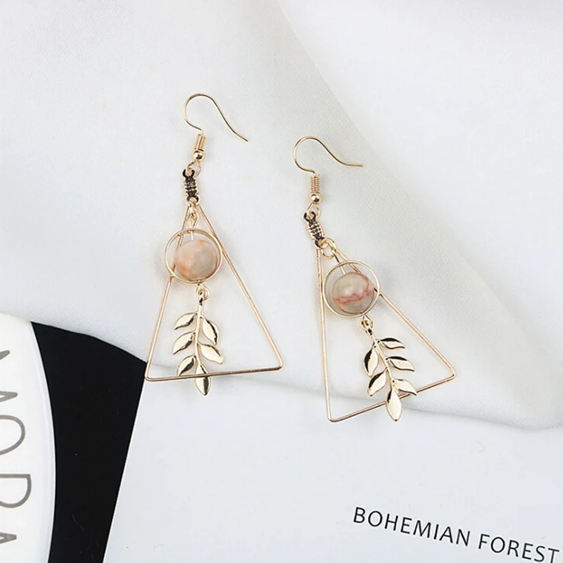 

Out Triangle Marble Earrings For Woman Round Beads Leaf Fashion Vintage Hollow European and American