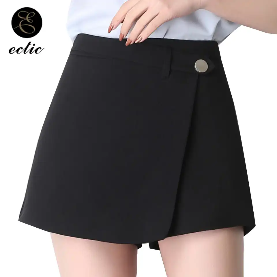 Shorts with skirt back Clearance