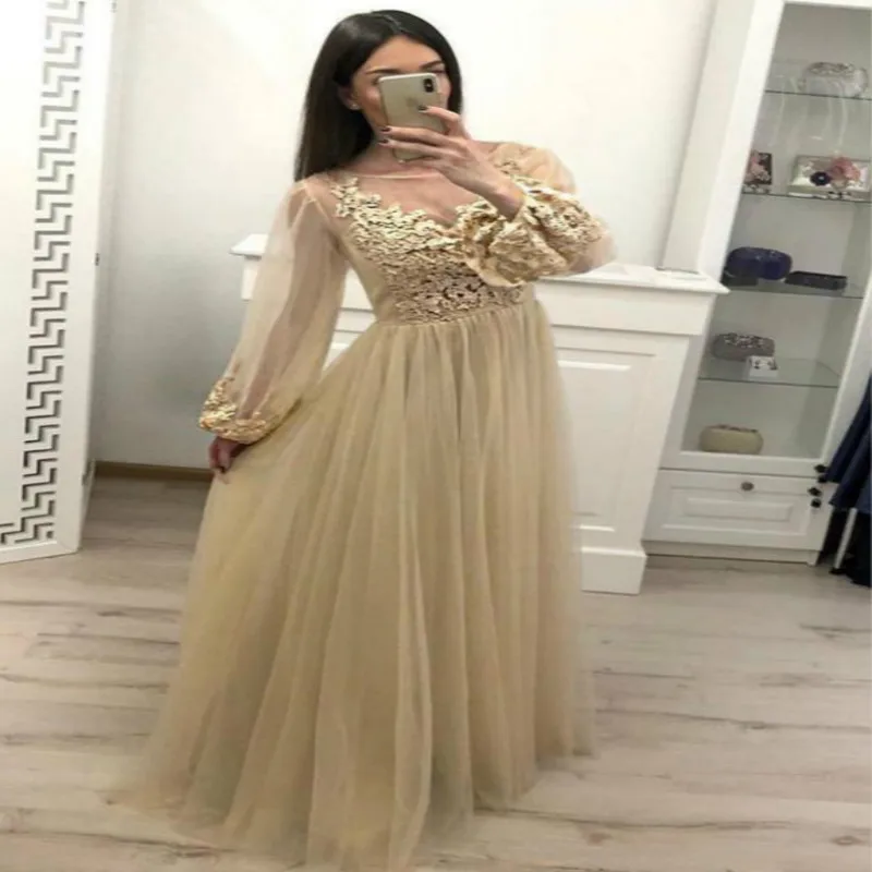 Arabic Gold Evening Dress Long Sleeves 2019 Elegant Long Prom Dresses With Lace A Line Tulle Junior Graduation Dress For Women