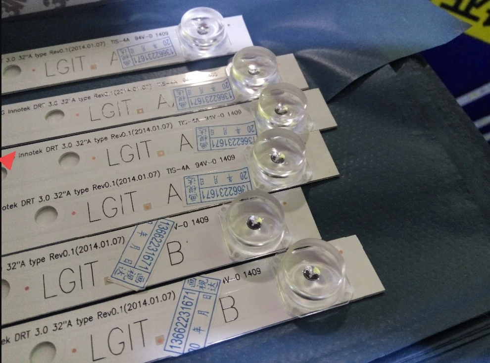 3PCS new 6916L-1974A 6916L-1975A 6LED STRIP DRT 3.0 32-A B 6916L-1703A 6916L-1704A 6916L-2223A 6916L-2224 FOR 32LB5610-CD GLB 3PCS new 6916L-1974A 6916L-1975A 6LED STRIP DRT 3.0 32-A B 6916L-1703A 6916L-1704A 6916L-2223A 6916L-2224 FOR 32LB5610-CD GLB