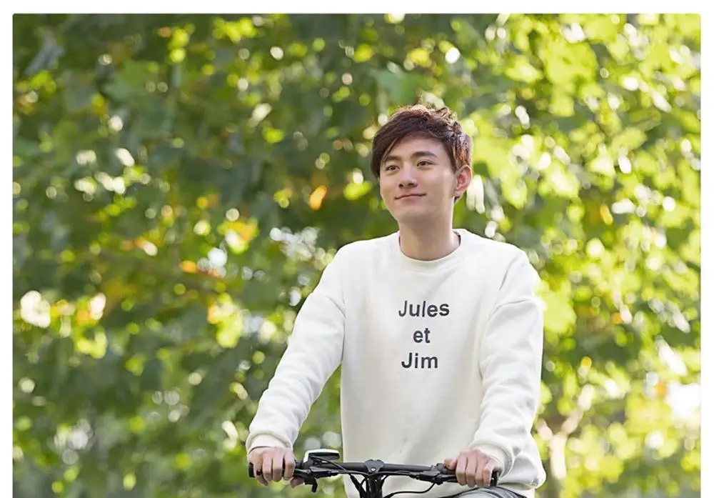 Clearance Xiaomi HIMO V1 Plus Portable Folding Electric Moped Bicycle Maximum speed 25km/h Smart bike Outdoor Xiaomi Electric scooter 24