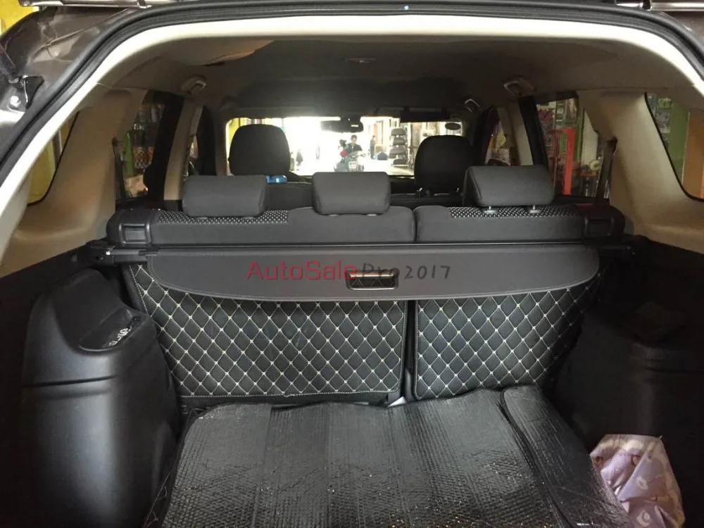 

Aluminium alloy + Fabric Rear Trunk Security Shield Cargo Cover For Mitsubishi Outlander 2013 2014 2015 2016