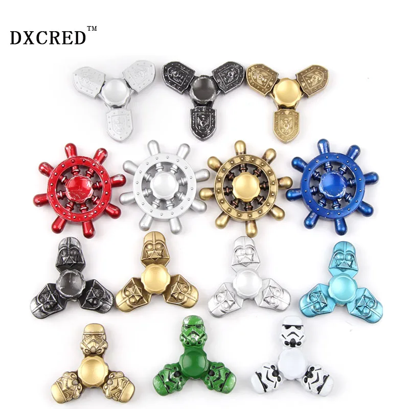 2017 Nieuwe Fidget Metal Star Wars Dark Warrior Mão Spinner Spinner Vinger Tri Clássico Volwassenen Kinderen Speelgoed