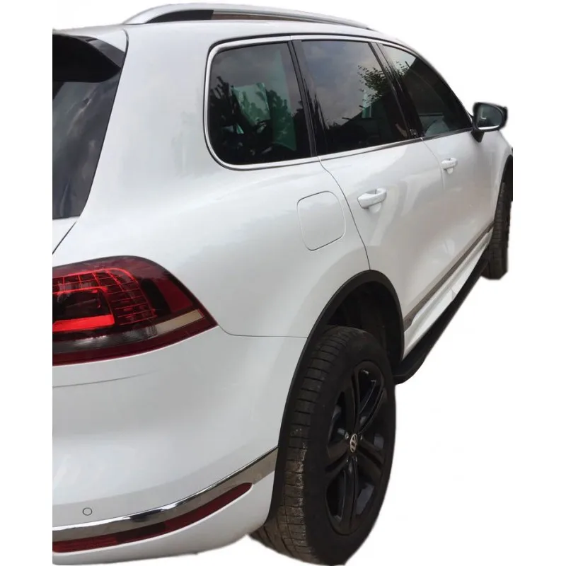 Боковые пороги(подножки) для Volkswagen Touareg FL(R-Line) ELEGANS-VTNFRL ZALIV