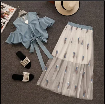 

2018 New Fashion Summer Women's V-neck Short Blouse + High Waist Feather Embroidered Gauze Skirt Two-piece Girls Long Skirt Set