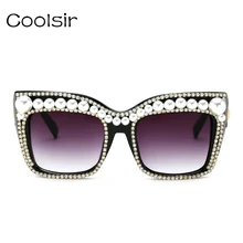 2017 Hot Sale Gorgeous Pearl Diamond Vintage Metal Frame Cat Eye Sunglasses Fashion Brand Designer Beautiful Ladies Essential