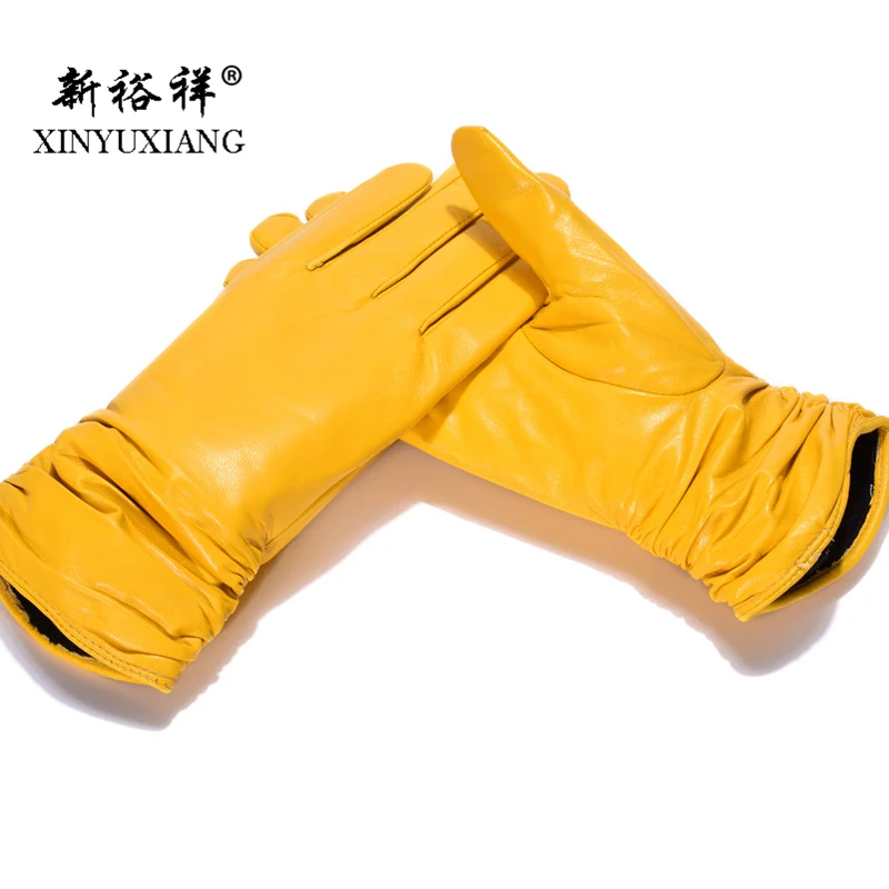 

2018 Pleats Genuine Leather Gloves for Women yellow blue color Wrist short Winter Autumn warm Female soft Sheepskin gloves 1710A