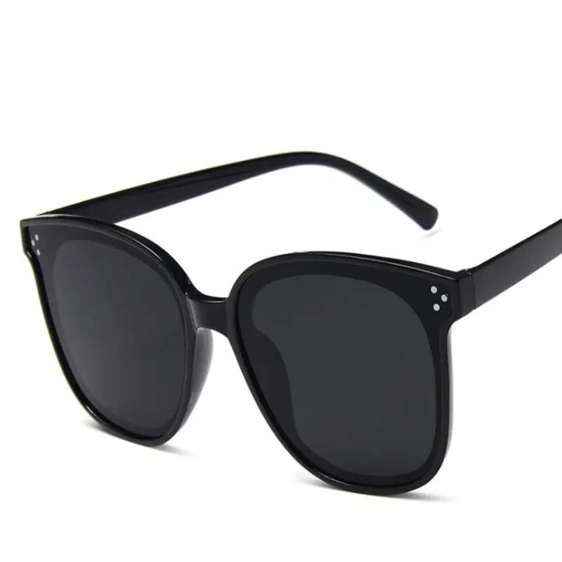 

4 colors 2019 NEW big box Sunglasses Women Brand Designer Fashion Cateye Frame Mirror Lens Sexy feminino Sun Glasses