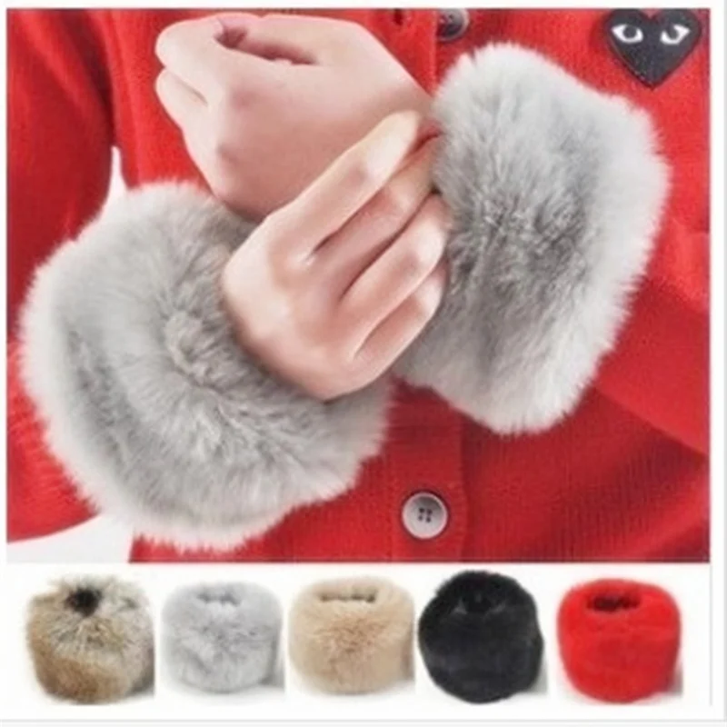 

2019 new fashionable joker imitation rabbit hair set of thickening wind warm fur gloves wrist wristlet