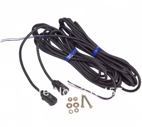 

%100 NEW E3T-ST11 OPTO SENSOR XMITTER/RCVR 1METER