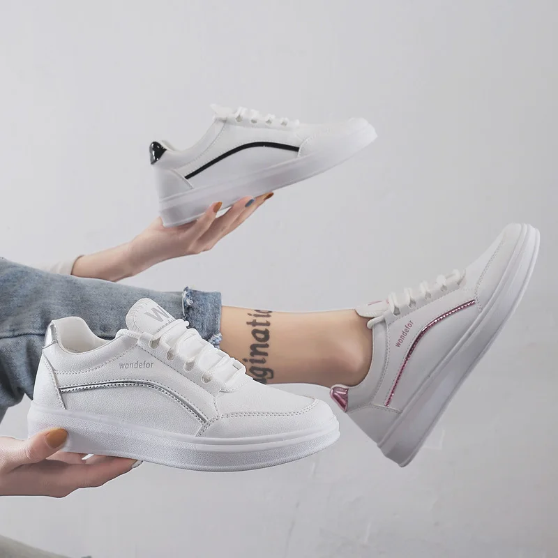 الأبيض رياضية أحذية نسائية قماشية النساء الأزياء تفلكن أحذية الصيف عارضة أحذية تزلج سلة فام Zapatillas موهير