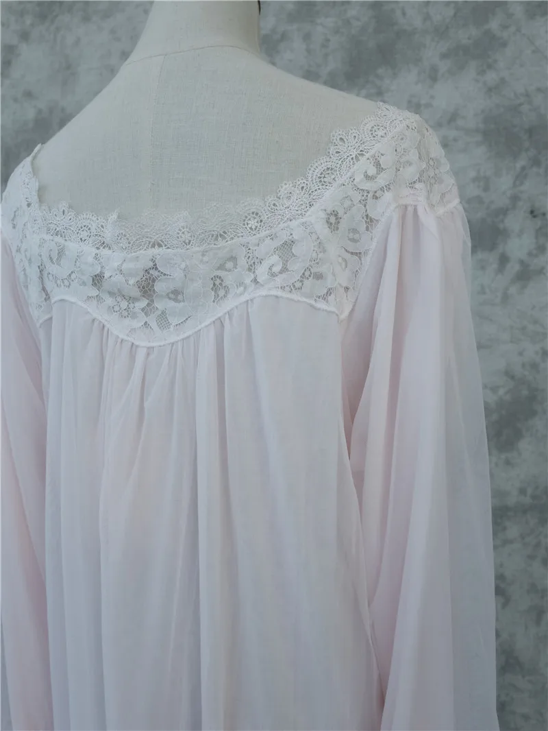 NIGHTGOWN (1)