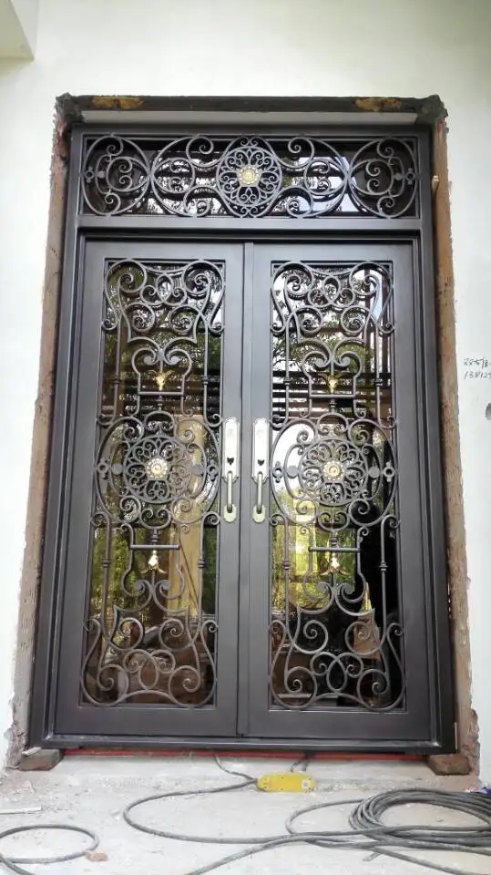 Precio puerta hierro forjado