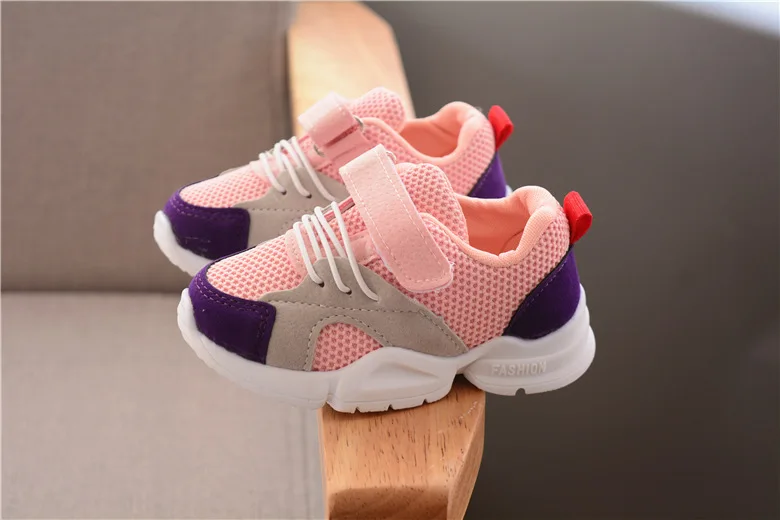 Повседневная спортивная обувь для детей от 1 до 5 лет, Модные дышащие кроссовки для мальчиков и девочек, обувь для бега для новорожденных