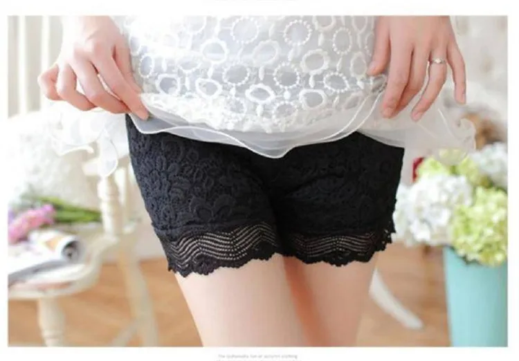 YRRETY Fashion Lace Shorts High Waist Women Summer Shorts Plus Size Sexy Lace Floral Hollow Shorts Black Summer Fitness Short