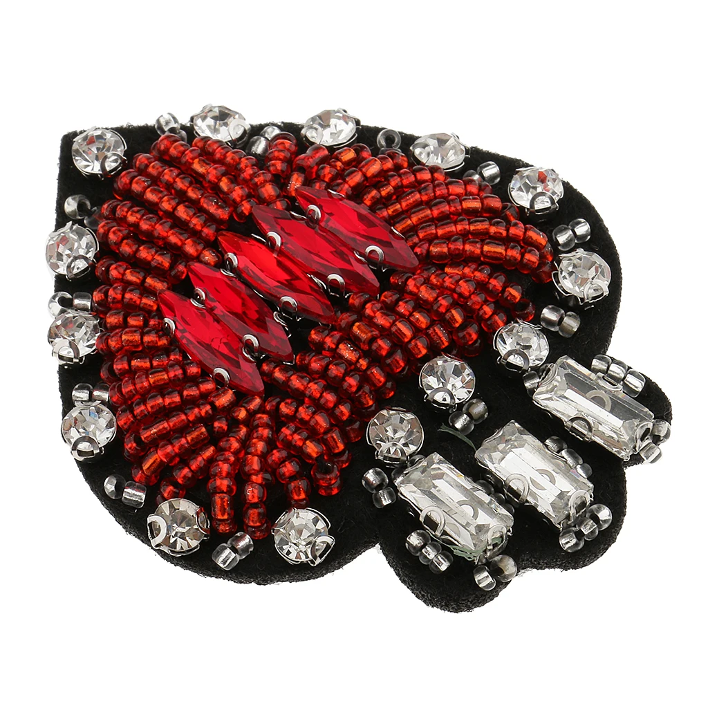 Iron on Sew On Beads Rhinestones Love Heart Patch Handmade Applique for Garment Bag Hat Decoration DIY Clothes Sewing Supply