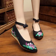 2016 Spring New embroidered Shoes women’s single old Beijing casual fashion Floral Dance Walking Canvas Shoes Plus size 41