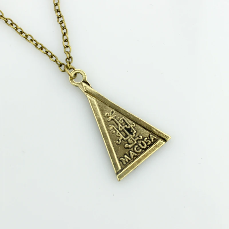 

Macusa Fantastic Beasts and Where to Find Them Logo Pendent Charm Necklace Gift High Quality Gift Jewelry For Fans Cute Gift