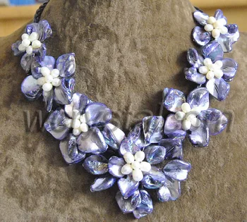 

Purple Baroque Shell White Pearl Seven Flower Bib Necklace