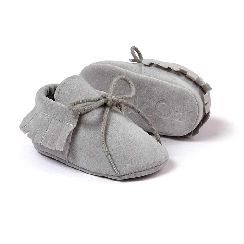 Детские мокасины на мягкой подошве; обувь для девочек; обувь для первых шагов; нескользящая обувь для новорожденных из искусственной кожи для малышей 0-12 месяцев