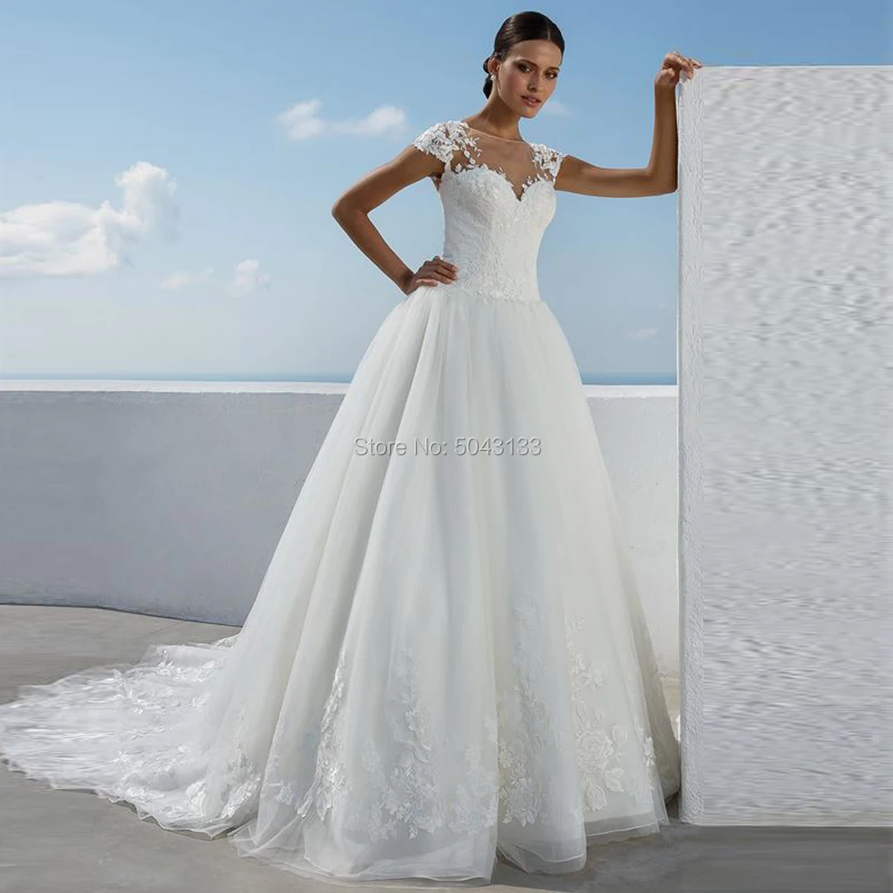 

Romantic Appliques Boho Wedding Dresses 2019 Ball Gown High Neck Short Sleeves Wedding Bride Dress White Formal Vestidos
