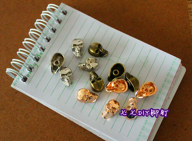 Free shipping -50 Sets Mixed Silver and gold Tone Plated Skull Head Rivets Spike Studs Spots | Дом и сад