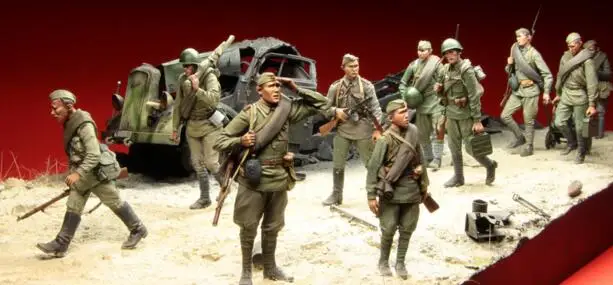 

1/35 Resin Kits WWII Russian Infantry 10pcs/set (no others)