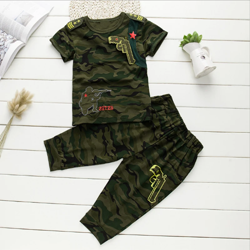 Комплекты одежды для мальчиков; коллекция года; модные летние однотонные хлопковые камуфляжные футболки+ брюки; Детский костюм для мальчиков; повседневные стильные комплекты для детей; 3cs050 - Цвет: Армейский зеленый