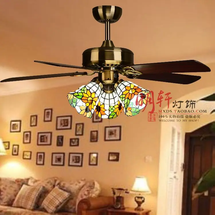 

Tiffany antique fan lights restaurant chandelier American rustic sunflower 3 fan color glass chandelier
