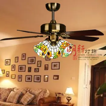 

Tiffany antique fan lights restaurant chandelier American rustic sunflower 3 fan color glass chandelier
