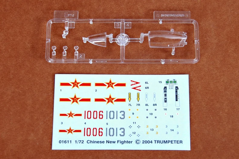 Труба 01611 1: 72 Китай J-10 Raptor Истребитель сборки модели