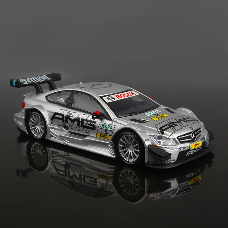 BBURAGO 1:32 литая под давлением модель автомобиля DTM AMG c-класс 1:32 металлический гоночный автомобиль играть коллекционные модели спортивных автомобилей игрушки для подарка