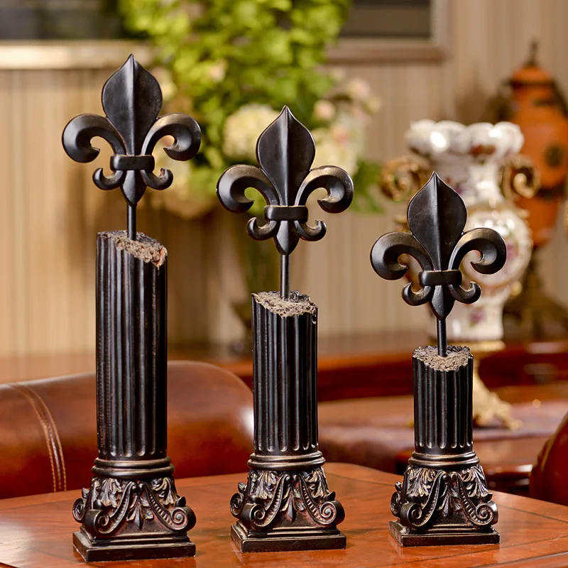 

European simple retro antique ornaments pile Badge Home Furnishing creative living room decoration