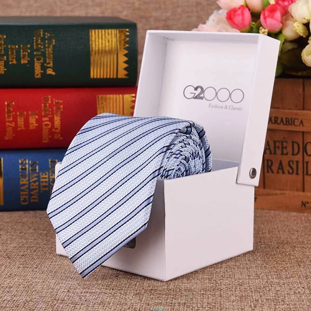 2260804910_1966356206