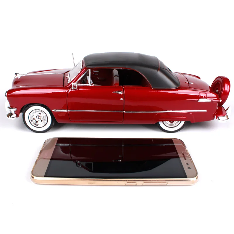 Модель старого автомобиля Maisto 1:18 1950 Ford литая модель игрушка новинка в коробке