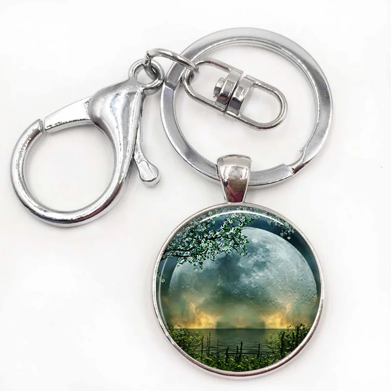 10silver keychain.