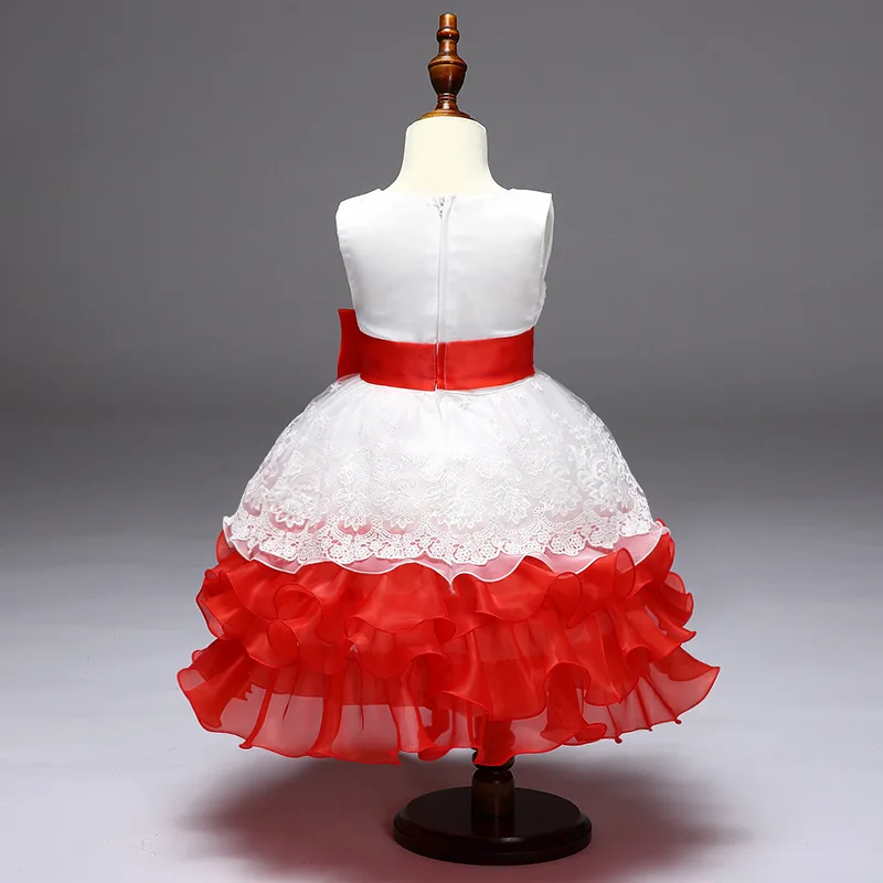 3898844544_708647543