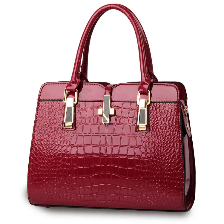 2017 new light leather bag female crocodile high grade shoulder bags of western style bag PU