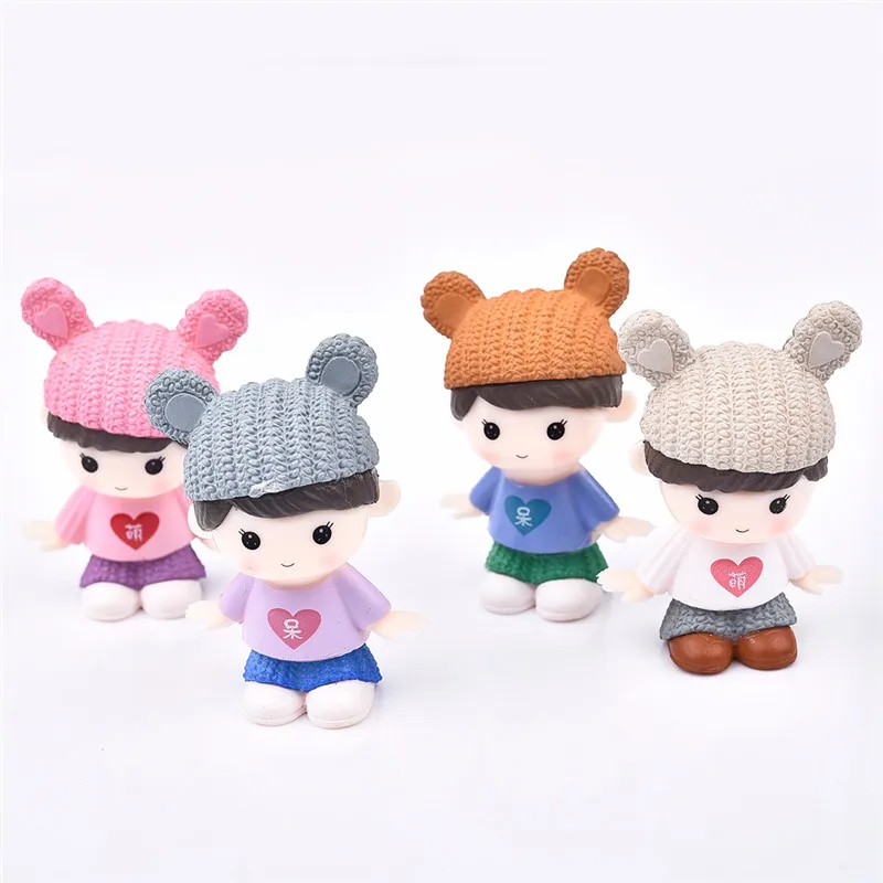 

4pcs/set Sweety Lovers Couple Figurines Miniatures Fairy Garden Gnome Moss Terrariums Resin Crafts Home Decoration